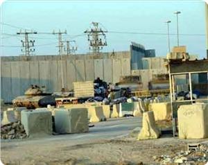 مغربی کنارا: مذہبی تہوار کی آڑ میں فلسطینیوں کی نقل وحرکت پر پابندی